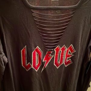 Torrid brand new long slashed sleeve shirt.